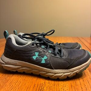 Under Armour Women's Charged Toccoa 2 Trail Running Shoes Grey Aqua‎ Size 8